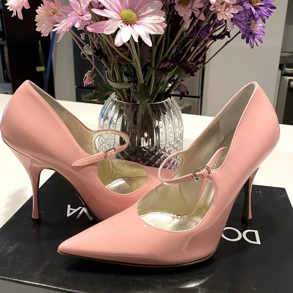 **PRICE DROP** Dolce & Gabbana Pointed Toe Heels